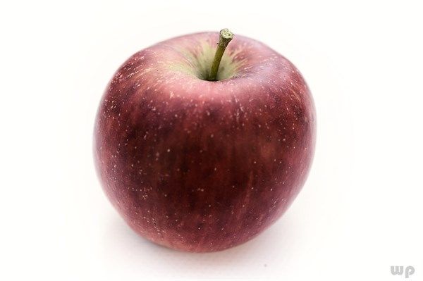 晚上吃苹果是毒苹果？真正晚上不能吃的，你可能还在往嘴里送